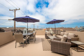 1 House from the Sand with Rooftop Deck on 28th Street